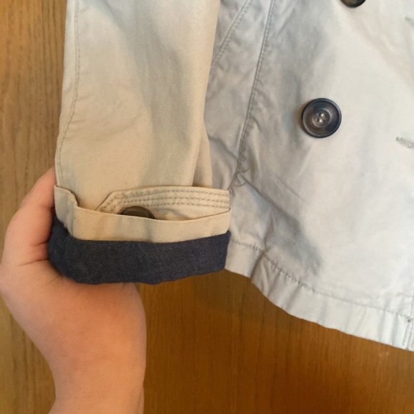 Tan jacket - Picture 4 of 4